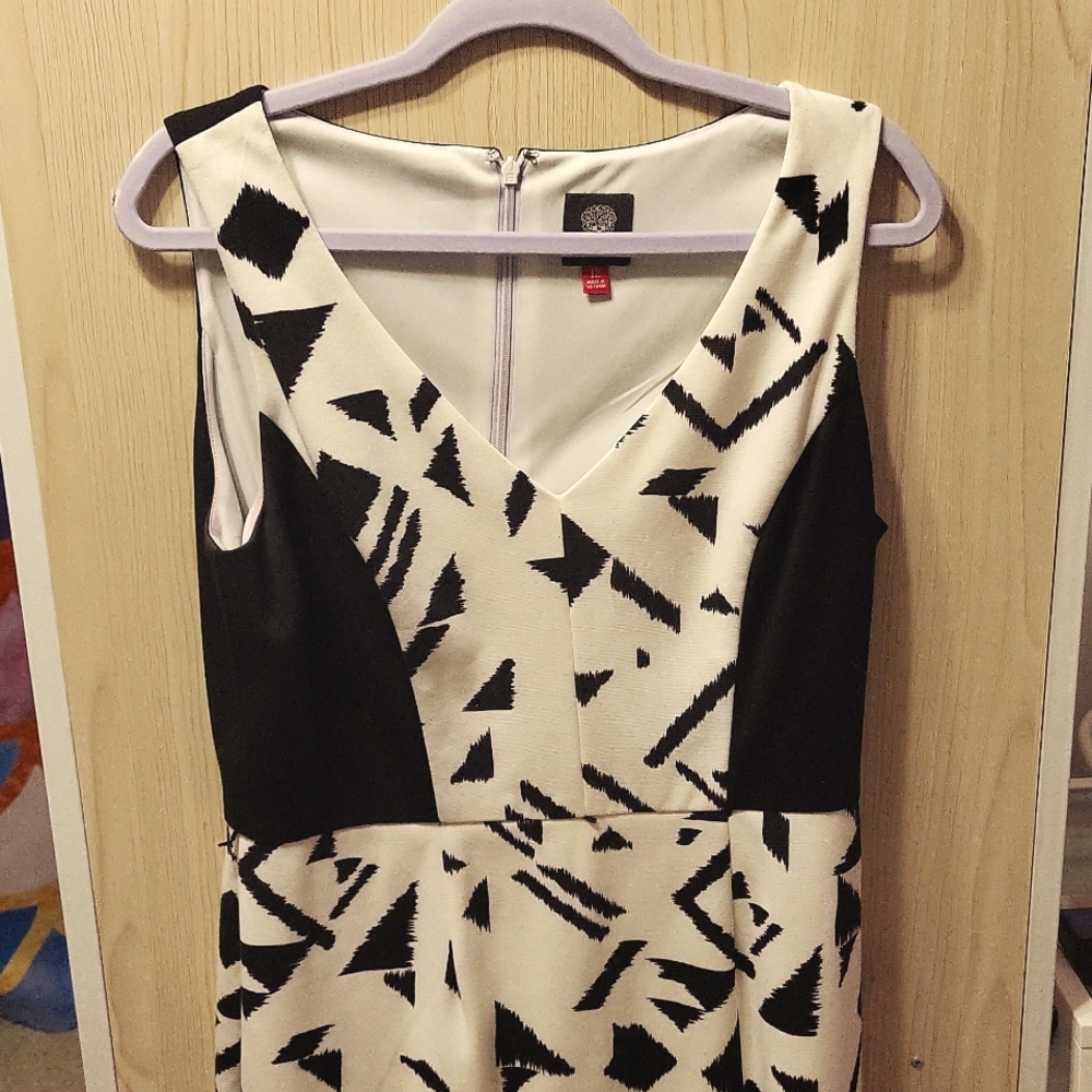 Black & white patterned dress